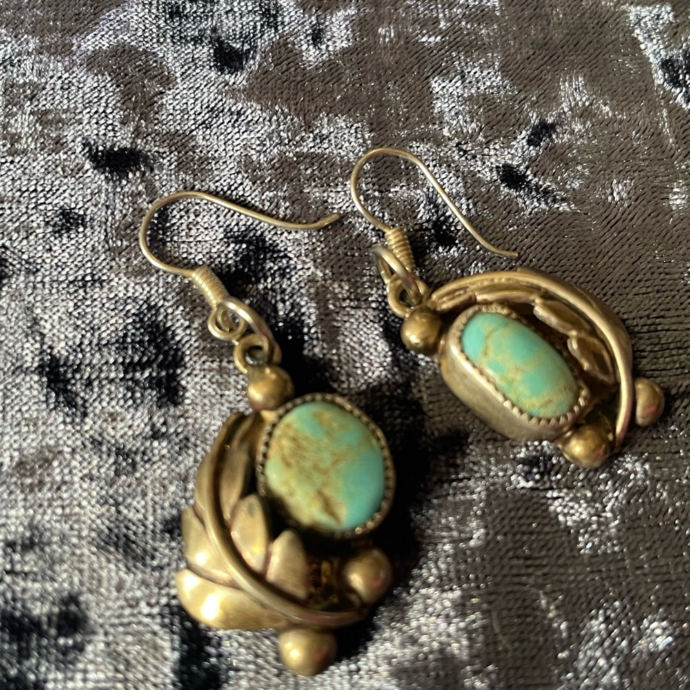 Native old pawn feather turquoise earrings - Picture 3 of 6